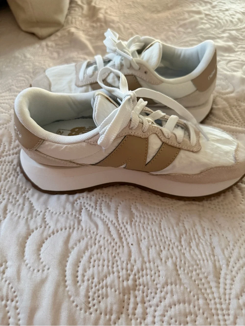 New Balance 237 Women’s Suede Sneaker 6.5 - Picture 7 of 9